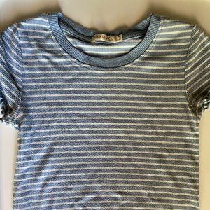 Blue striped shirt sleeve top